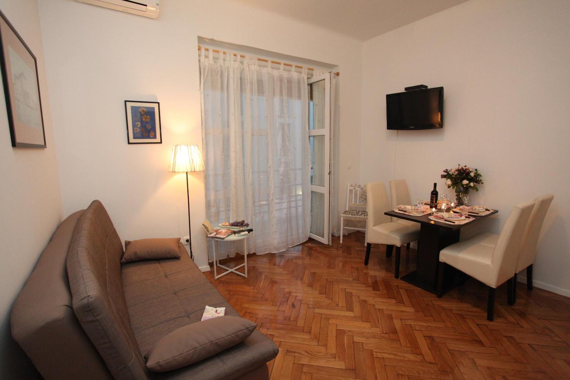 Vincent Apt. In Old Town Centre Zadar Room photo